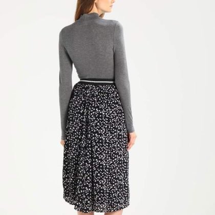 High Quality Custom Lady Long Sleeved Top QA-2575